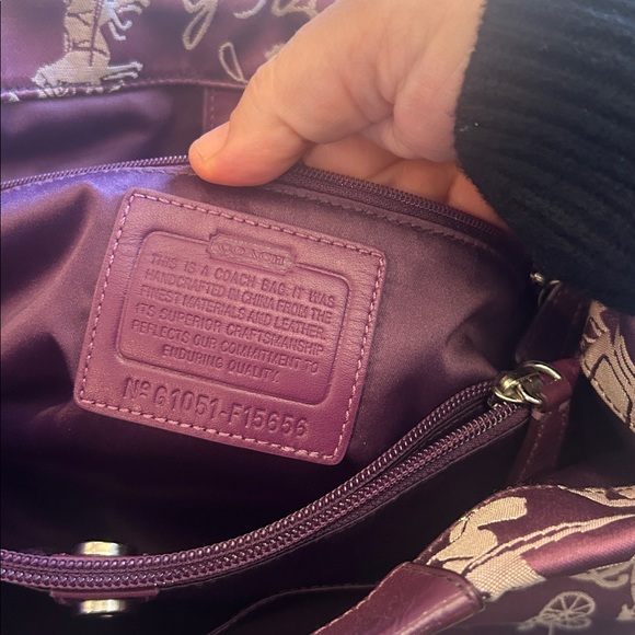 Coach ‘Ashley’ Horse & Carriage Satchel in purple - Picture 5 of 9